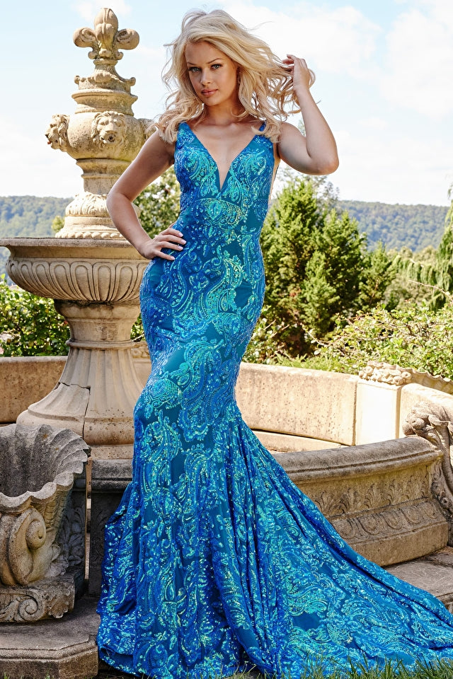 08646 Iridescent Royal Plunging Neck Fitted Gown